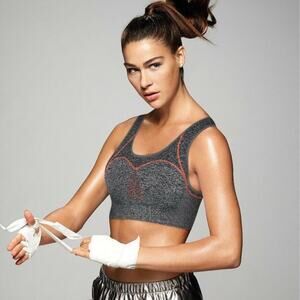 Berlei Electify Seam Free Wirelesss Sports Bra YYHM Grey Marl Size X-Small